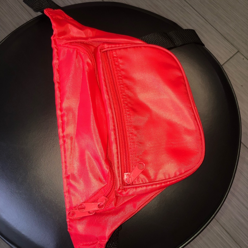 Red Fanny Pack - Picture 6 of 7